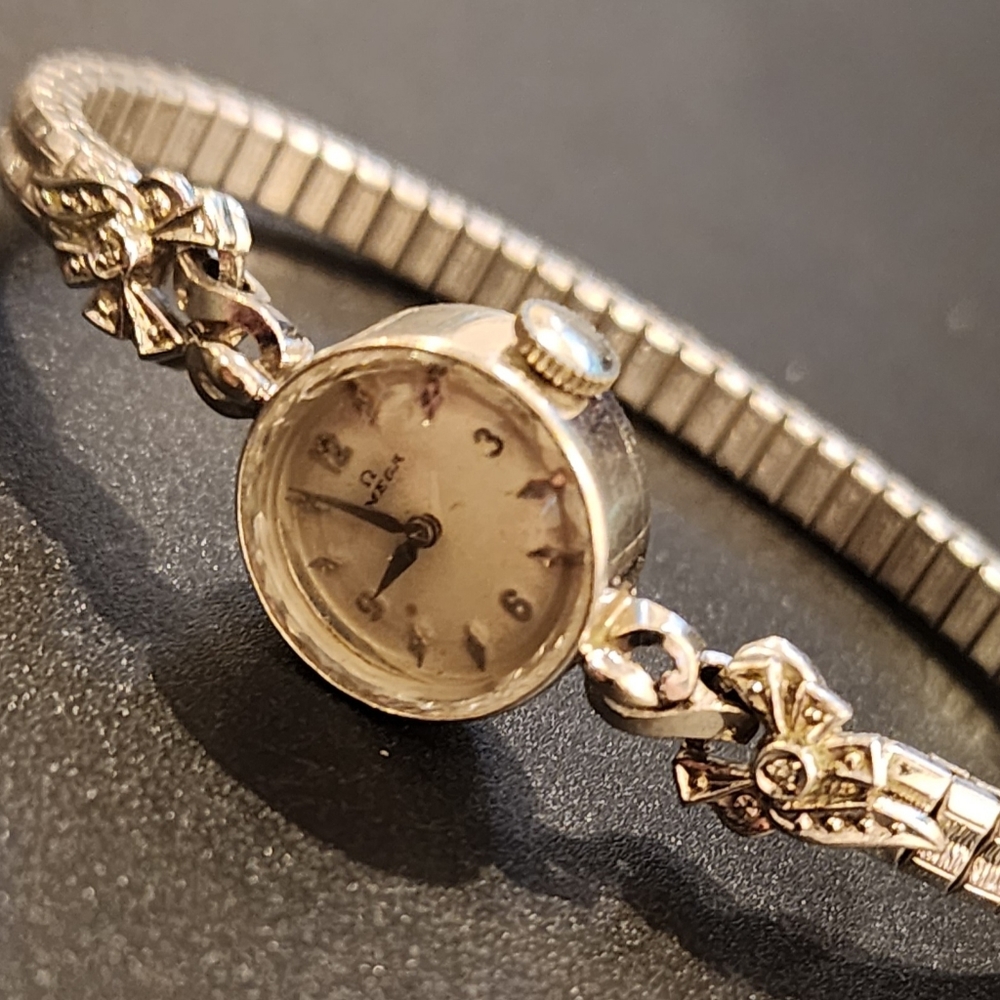 Vintage 14K Ladies Omega Watch Working
